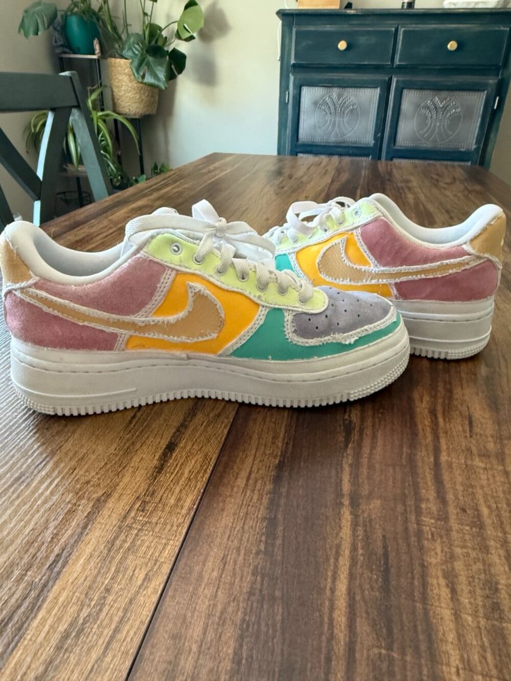 Nike Air Force 1 '07 LX Pastel Reveal Women's Sneakers Size 8.5- Retired - Picture 3 of 16